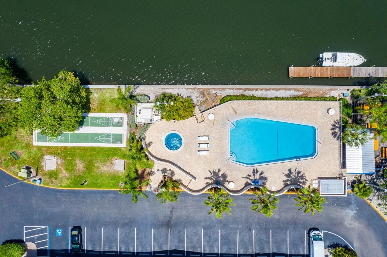 The Blue Lagoon 拉斯金 外观 照片